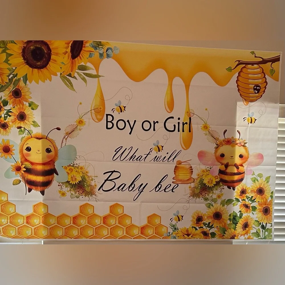 Bee-Themed Gender Reveal/Shower Decor - Picture 1 of 9